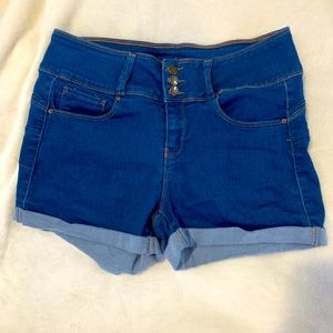 WAX JEAN Sz Large Mini Jean Shorts